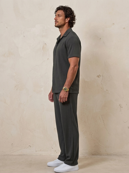 The Maison Lavista Monaco Linen Set